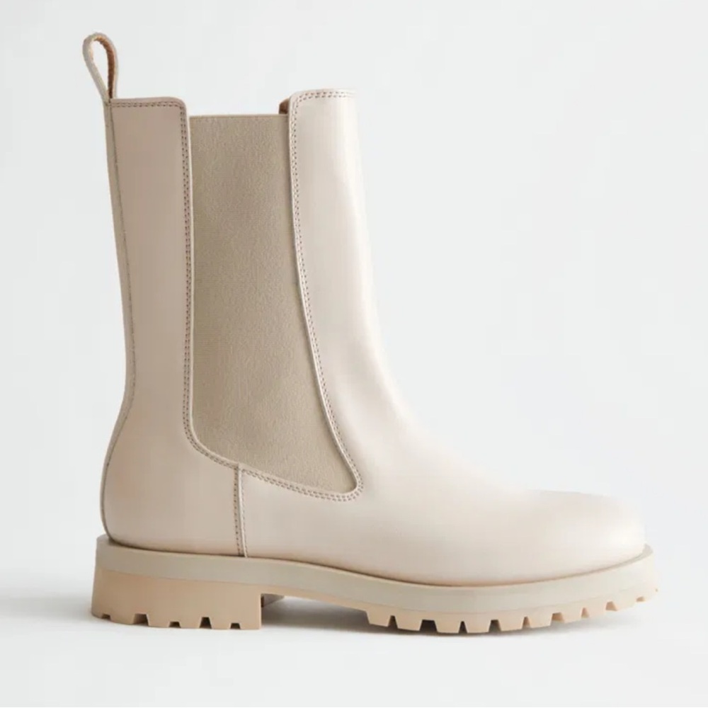 &Other Stories Chelsea Boots